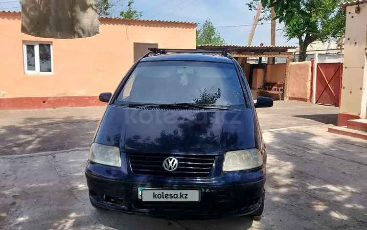 Volkswagen Sharan 2000 года за 3 000 000 тг. в Каратау