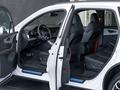 Audi Q7 55 TFSI 2024 года за 59 320 000 тг. в Алматы – фото 28
