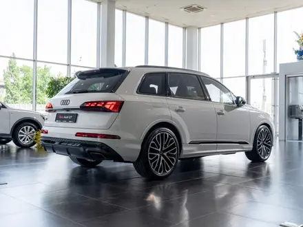 Audi Q7 55 TFSI 2024 года за 59 320 000 тг. в Алматы – фото 4