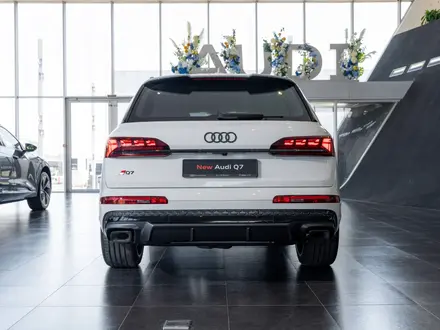 Audi Q7 55 TFSI 2024 года за 59 320 000 тг. в Алматы – фото 5