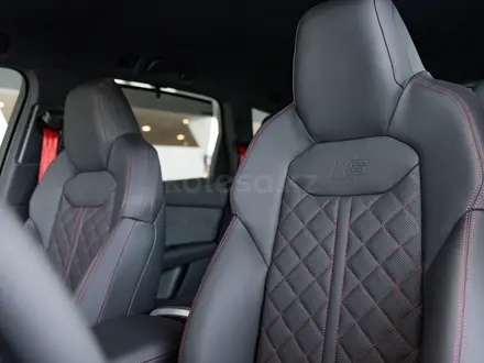 Audi Q7 55 TFSI 2024 года за 59 320 000 тг. в Алматы – фото 43