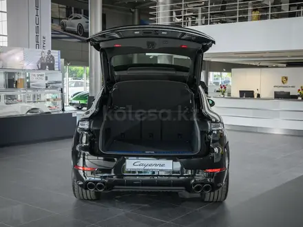 Porsche Cayenne Coupe 2024 года за 79 000 000 тг. в Алматы – фото 16