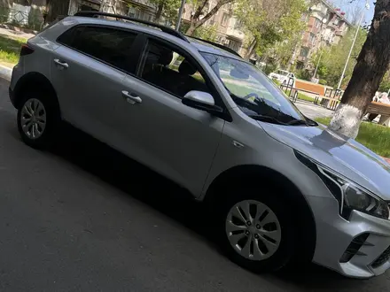 Kia Rio X-Line 2021 года за 7 650 000 тг. в Шымкент – фото 8
