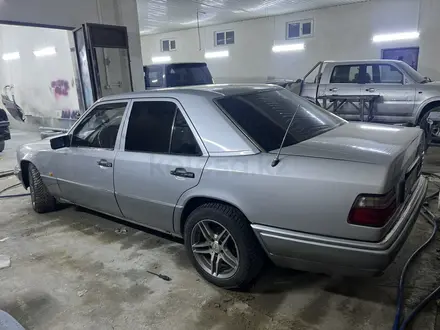 Mercedes-Benz E 280 1995 года за 3 350 000 тг. в Кызылорда – фото 4