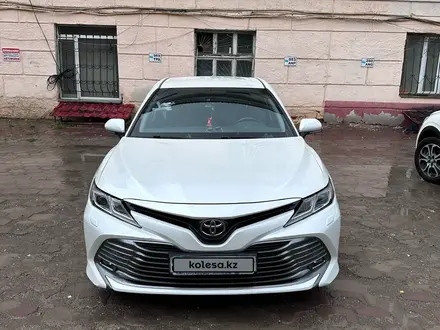 Toyota Camry 2018 года за 14 000 000 тг. в Караганда – фото 6