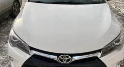 Toyota Camry 2015 годаfor6 800 000 тг. в Актобе – фото 2