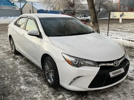 Toyota Camry 2015 года за 6 700 000 тг. в Актобе