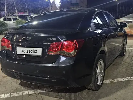 Chevrolet Cruze 2015 года за 4 950 000 тг. в Уральск – фото 5
