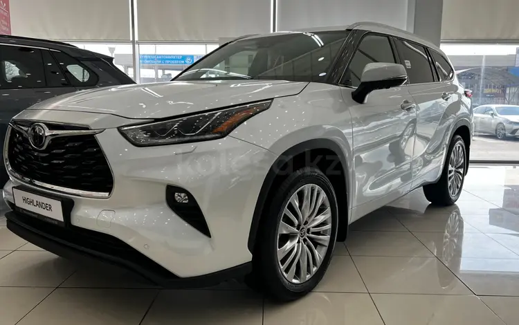 Toyota Highlander Luxe 2025 года за 43 790 000 тг. в Шымкент