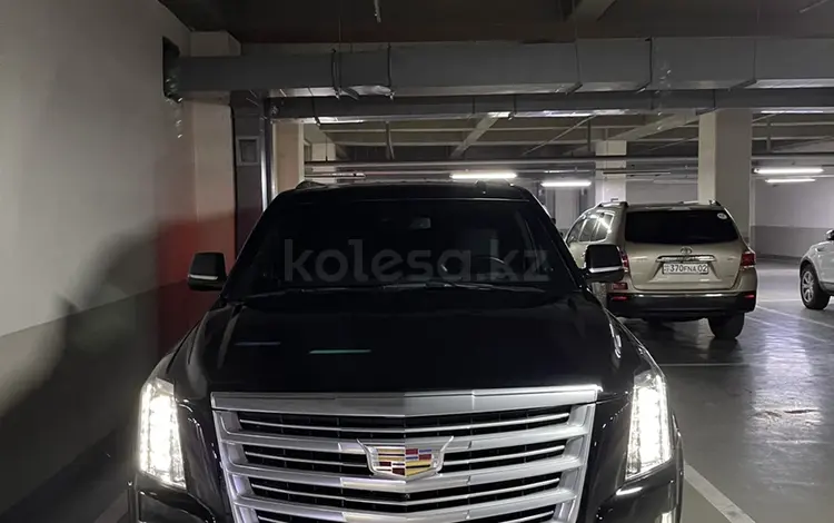 Cadillac Escalade 2016 годаүшін28 000 000 тг. в Алматы