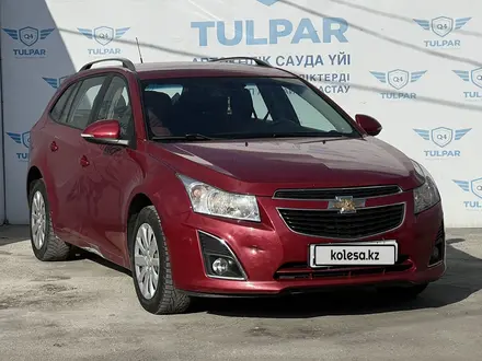 Chevrolet Cruze 2015 года за 4 390 000 тг. в Семей – фото 2