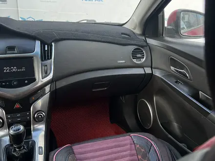 Chevrolet Cruze 2015 года за 4 390 000 тг. в Семей – фото 7