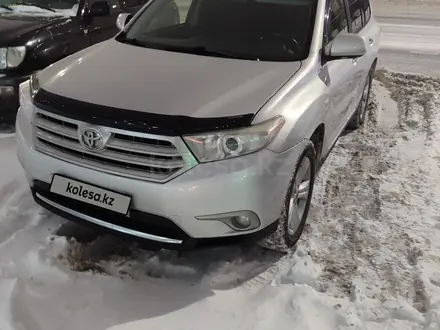 Toyota Highlander 2013 года за 13 000 000 тг. в Тараз