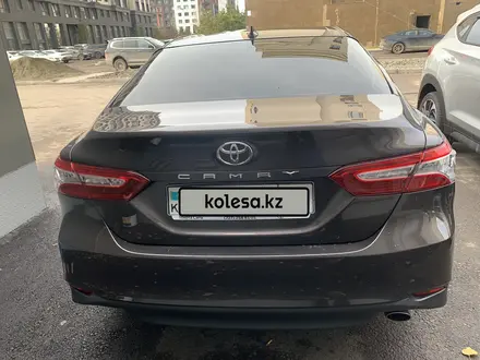 Toyota Camry 2019 года за 13 500 000 тг. в Астана – фото 7