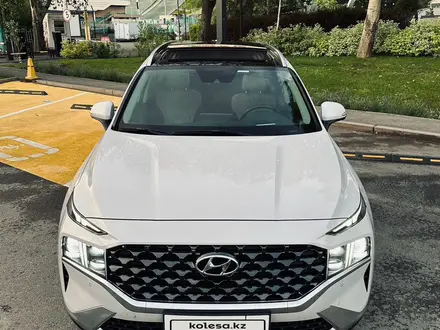 Hyundai Santa Fe 2023 года за 16 490 000 тг. в Алматы – фото 18