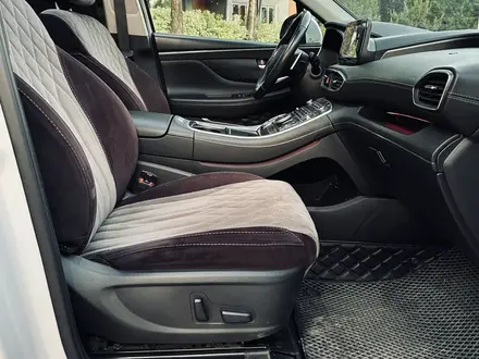 Hyundai Santa Fe 2023 года за 16 490 000 тг. в Алматы – фото 20
