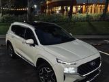 Hyundai Santa Fe 2023 года за 17 500 000 тг. в Алматы