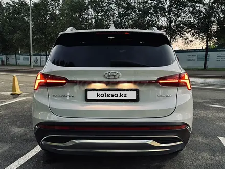 Hyundai Santa Fe 2023 года за 16 490 000 тг. в Алматы – фото 6