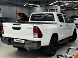 Toyota Hilux 2018 года за 13 500 000 тг. в Уральск – фото 4