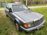 Mercedes-Benz E 230 1989 годаүшін850 000 тг. в Талдыкорган