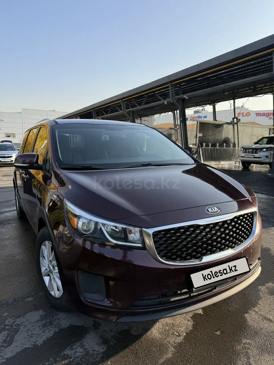 Kia Carnival, 2015