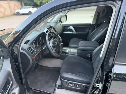 Toyota Land Cruiser 2013 года за 20 500 000 тг. в Алматы – фото 6
