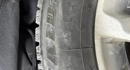 Диски Kia с шинами 215/65/R16 за 150 000 тг. в Астана – фото 3