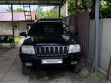 Jeep Grand Cherokee 2001 годаүшін2 900 000 тг. в Алматы