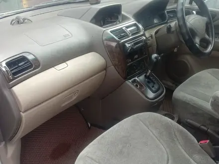 Mitsubishi Chariot 1999 года за 1 750 000 тг. в Алматы