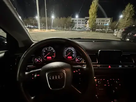 Audi A8 2005 года за 2 500 000 тг. в Атырау – фото 8