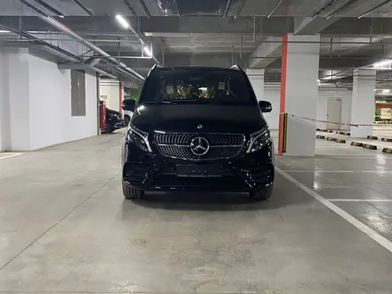 Mercedes-Benz V 300 2022 года за 75 000 000 тг. в Астана – фото 2