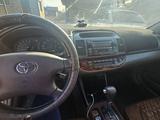 Toyota Camry 2002 года за 4 000 000 тг. в Усть-Каменогорск – фото 5