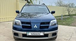 Mitsubishi Outlander 2003 годаүшін3 950 000 тг. в Уральск – фото 3