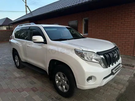 Toyota Land Cruiser Prado 2013 года за 13 950 000 тг. в Актобе – фото 4
