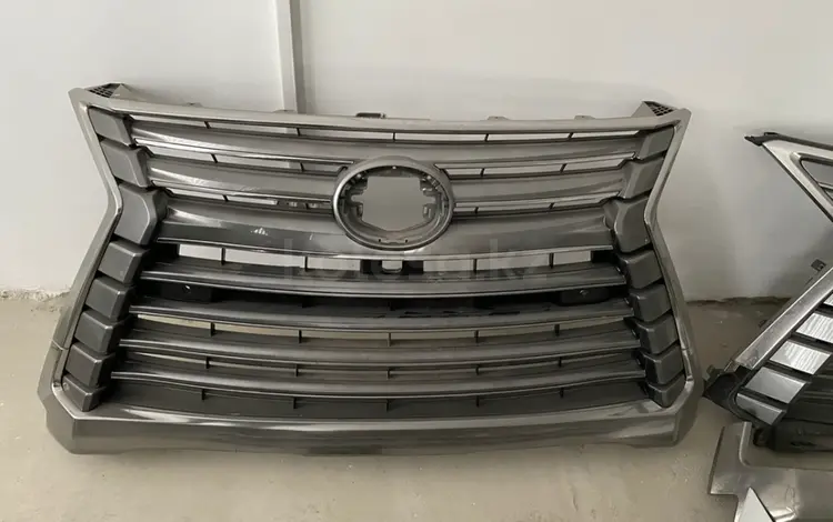 Решетка радиатора на LX570 2015- за 260 000 тг. в Караганда