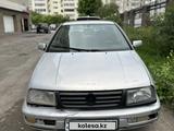 Volkswagen Vento 1994 годаfor1 050 000 тг. в Астана