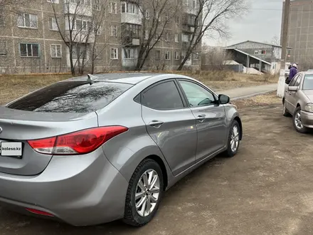 Hyundai Elantra, 2012