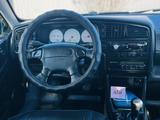 Volkswagen Passat 1995 годаүшін1 000 000 тг. в Актобе