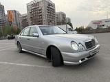 Mercedes-Benz E 320 1996 года за 3 200 000 тг. в Алматы – фото 3