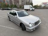 Mercedes-Benz E 320 1996 года за 3 200 000 тг. в Алматы – фото 4
