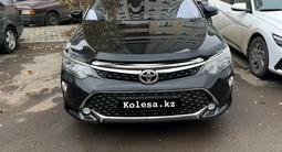 Toyota Camry 2017 годаfor14 700 000 тг. в Астана