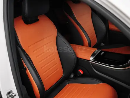 Mercedes-Benz GLC 300 4MATIC 2025 года за 44 500 000 тг. в Астана – фото 5
