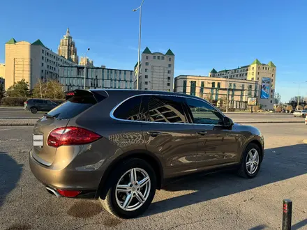 Porsche Cayenne 2014 года за 17 000 000 тг. в Астана – фото 5