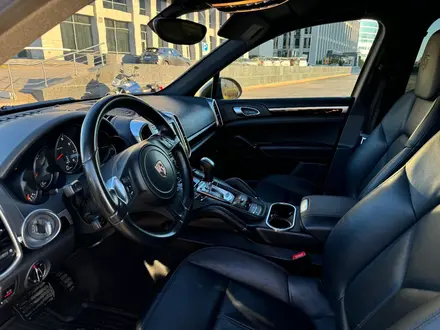 Porsche Cayenne 2014 года за 17 000 000 тг. в Астана – фото 9