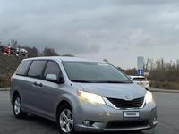 Toyota Sienna 2012 года за 5 800 000 тг. в Атырау