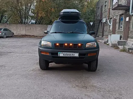 Toyota RAV4 1996 года за 4 000 000 тг. в Астана – фото 3
