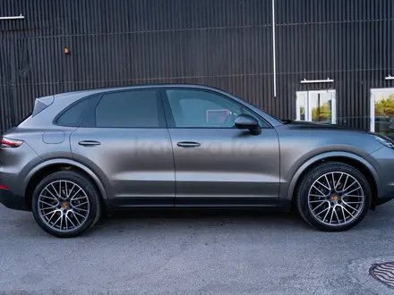 Porsche Cayenne 2020 года за 47 000 000 тг. в Шымкент – фото 2