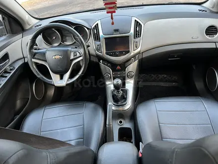 Chevrolet Cruze 2014 года за 3 500 000 тг. в Шахтинск – фото 7