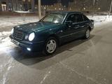 Mercedes-Benz E 230 1997 года за 2 700 000 тг. в Астана – фото 2