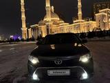 Toyota Camry 2015 года за 11 200 000 тг. в Астана – фото 2